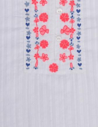White girls short sleeve top with pink ruffle front detailing