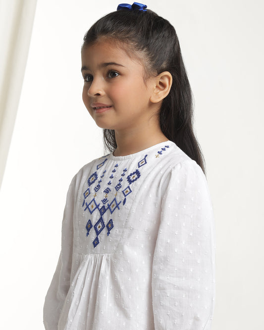 Girls Embroidered Puff Sleeve Top