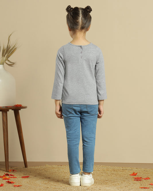 Brown girls wide-leg pants with elasticated waist and relaxed fit