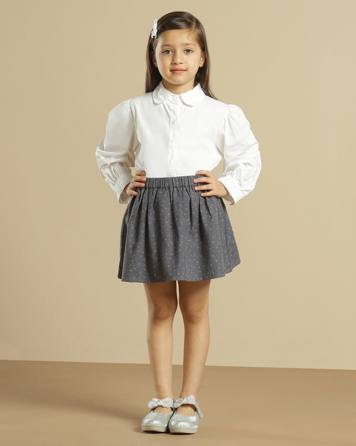 Grey girls pleated shorts with flared design