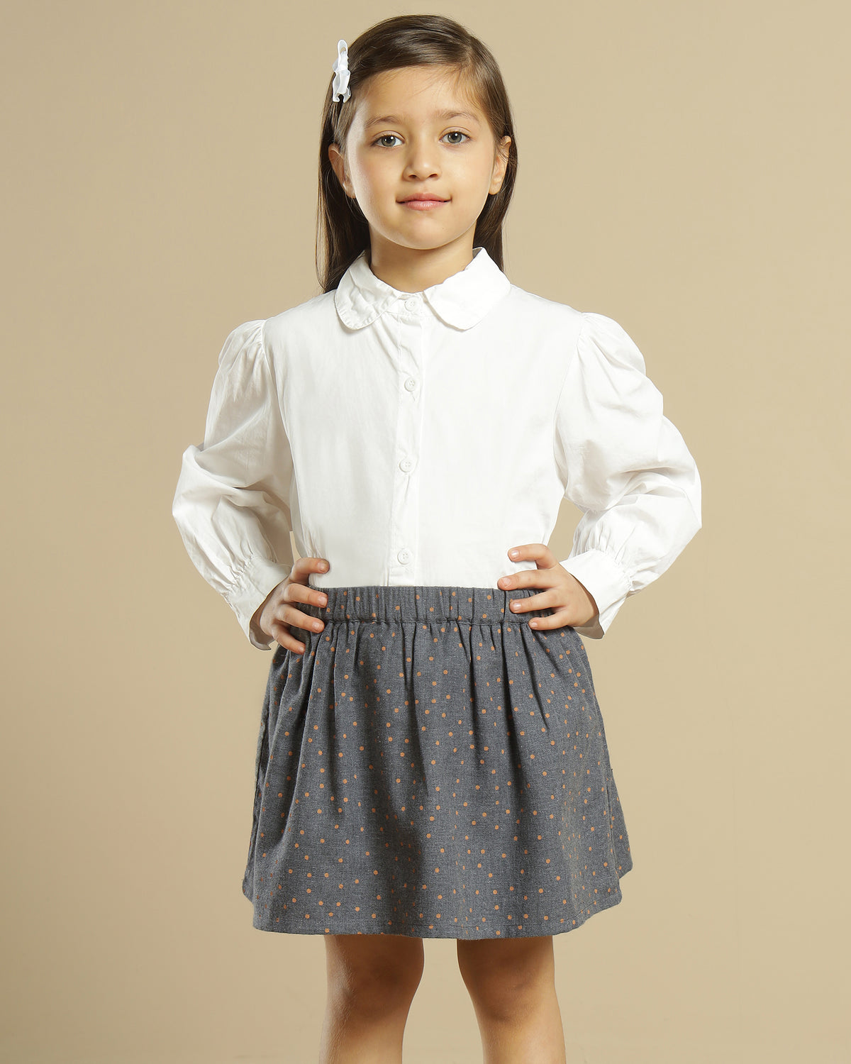 Grey girls pleated shorts with flared design